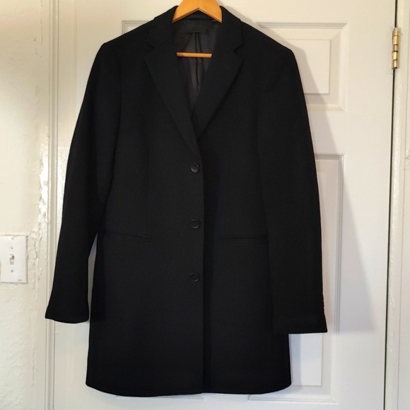 Uniqlo Black Wool Cashmere 2017 Chesterfield Coat Size Small - Picture 1 of 4
